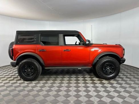 Used 2024 Ford Bronco Wildtrak image 5