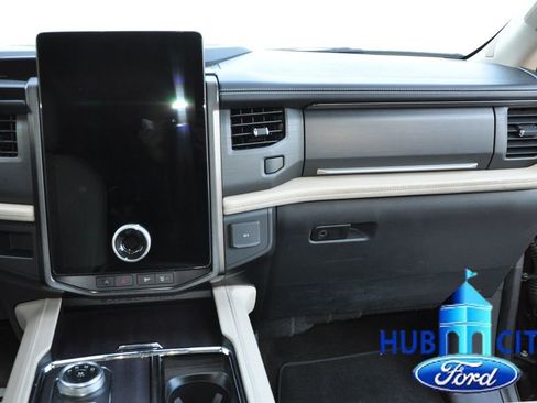 Used 2023 Ford Expedition Max Platinum image 20