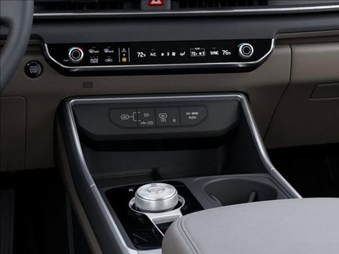 New 2026 Kia Carnival EX FWD image 23