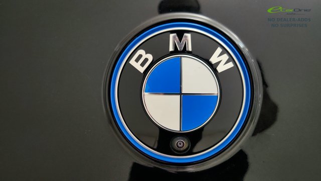 Used 2024 BMW iX xDrive50 w/ Sport Package AWD/4WD image 36