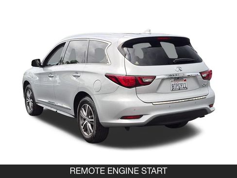 Used 2020 INFINITI QX60 Luxe w/ Essential Package FWD image 7