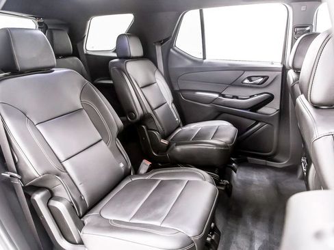 Used 2023 Chevrolet Traverse LT w/ LPO, Floor Liner Package AWD/4WD image 34