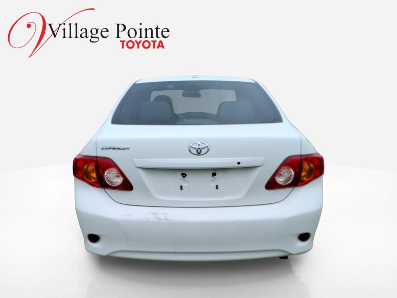 Used 2010 Toyota Corolla FWD image 3
