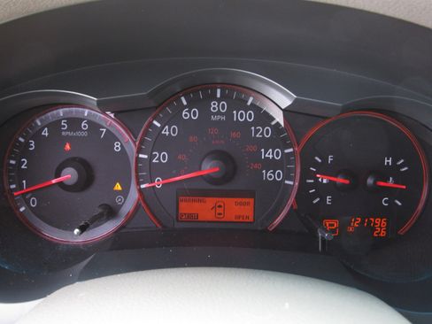 Used 2007 Nissan Altima 3.5 SL w/ Emergency Aid Pkg image 24