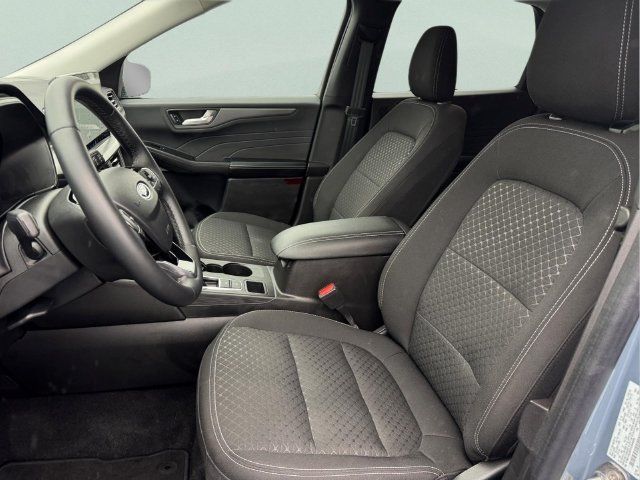 Used 2023 Ford Escape Active w/ Tech Pack #2 AWD/4WD image 15