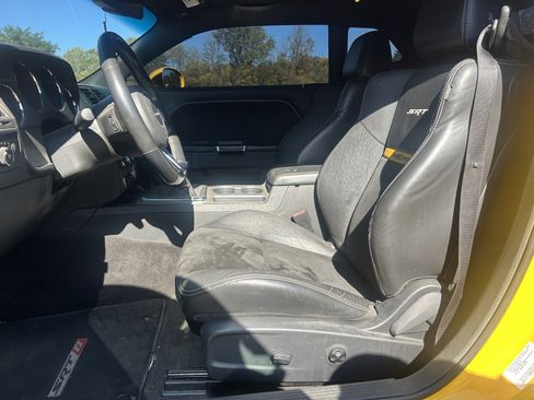 Used 2012 Dodge Challenger SRT8 Yellow Jacket w/ Premium Sound Group image 21