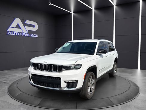 Used 2022 Jeep Grand Cherokee L Limited image 1