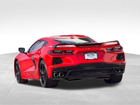 Used 2025 Chevrolet Corvette Stingray Coupe w/ 1LT RWD image 6