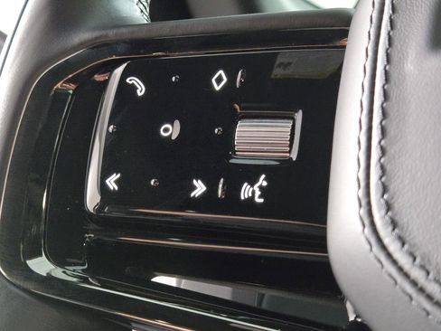 Used 2024 Land Rover Range Rover Velar Dynamic SE image 24