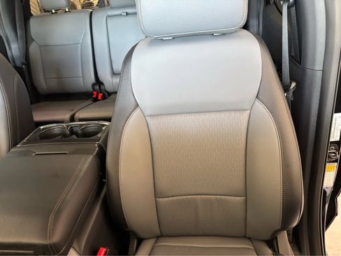 New 2025 Ford F150 Lightning Lariat image 16