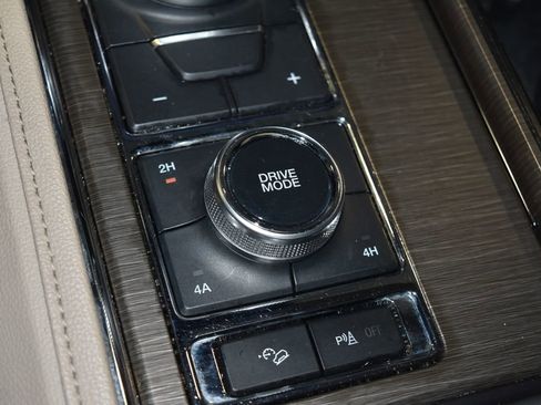 Used 2024 Ford Expedition Max Limited image 17