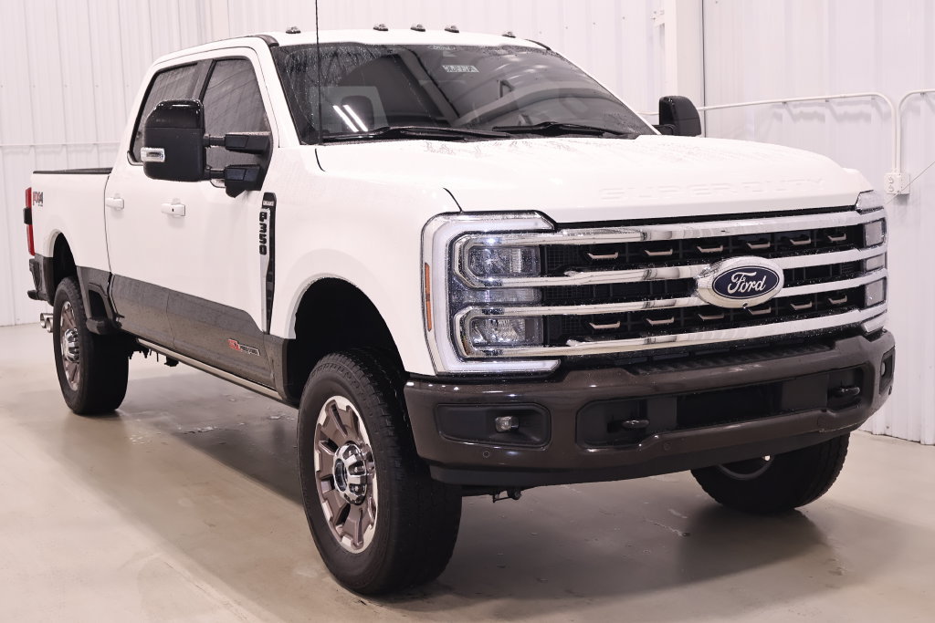 Certified 2024 Ford F350 King Ranch AWD/4WD image 4