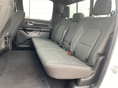 Used 2025 RAM 1500 Big Horn AWD/4WD image 24