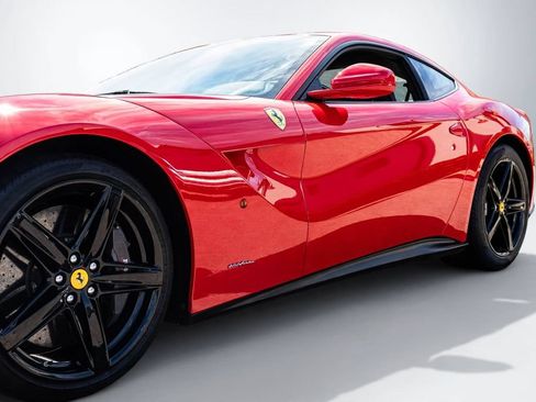 Certified 2017 Ferrari F12 Berlinetta RWD image 31