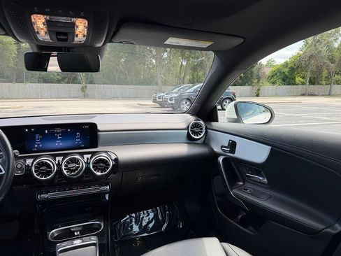 Used 2025 Mercedes-Benz CLA 250 4MATIC image 27