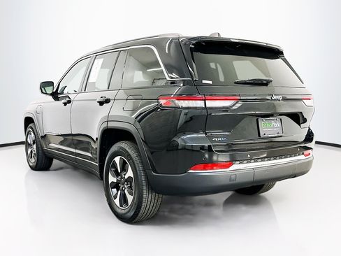 Used 2024 Jeep Grand Cherokee Limited 4xe AWD/4WD image 5