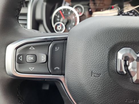 New 2026 RAM 2500 Big Horn AWD/4WD image 11