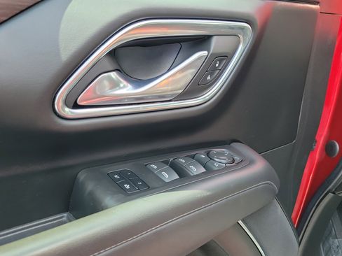 Used 2023 Chevrolet Tahoe LT w/ Luxury Package RWD image 21