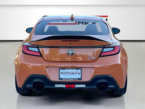 Used 2023 Toyota GR86 10th Anniversary SE image 6