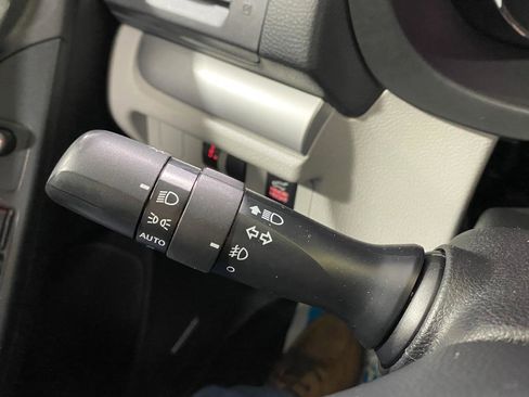 Used 2015 Subaru Forester 2.5i Touring AWD/4WD image 26