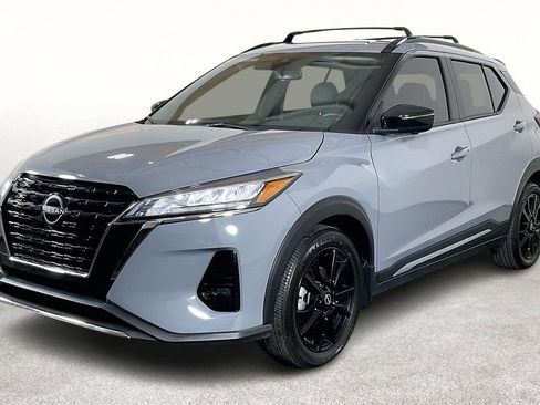Used 2024 Nissan Kicks SR w/ SR Premium Package image 15