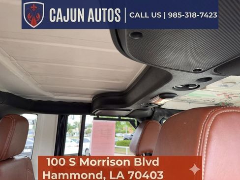 Used 2018 Jeep Wrangler Unlimited Sahara AWD/4WD image 14