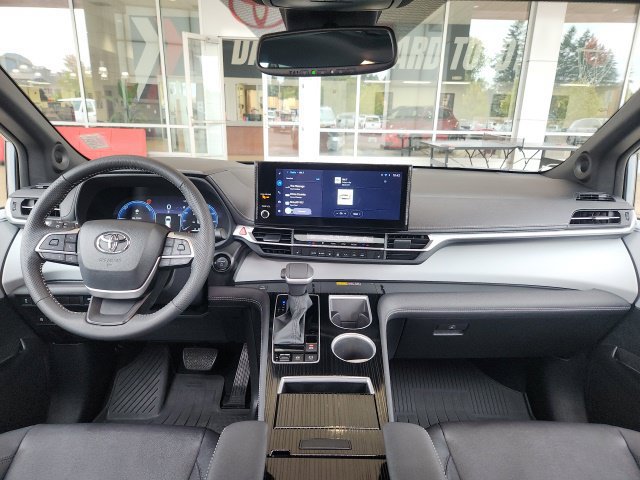 Used 2026 Toyota Sienna XSE AWD/4WD image 22