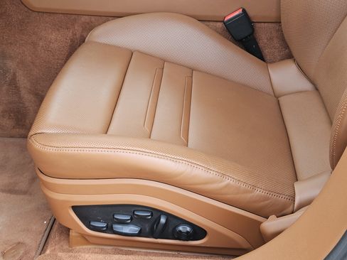 Certified 2023 Porsche Panamera GTS image 23