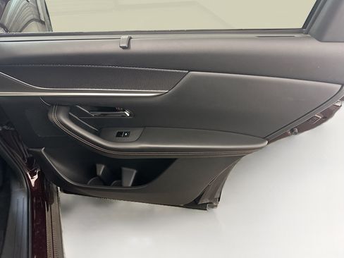 Used 2024 MAZDA CX-90 Plug-In Hybrid w/ Premium Plus AWD/4WD image 32