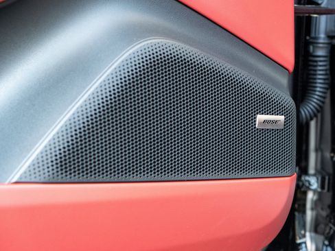 New 2026 Porsche Macan 4 Electric image 16