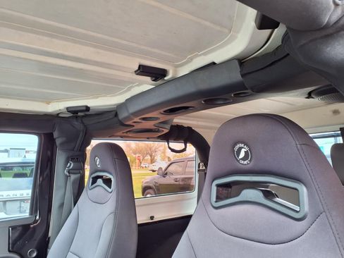 Used 2008 Jeep Wrangler X AWD/4WD image 14