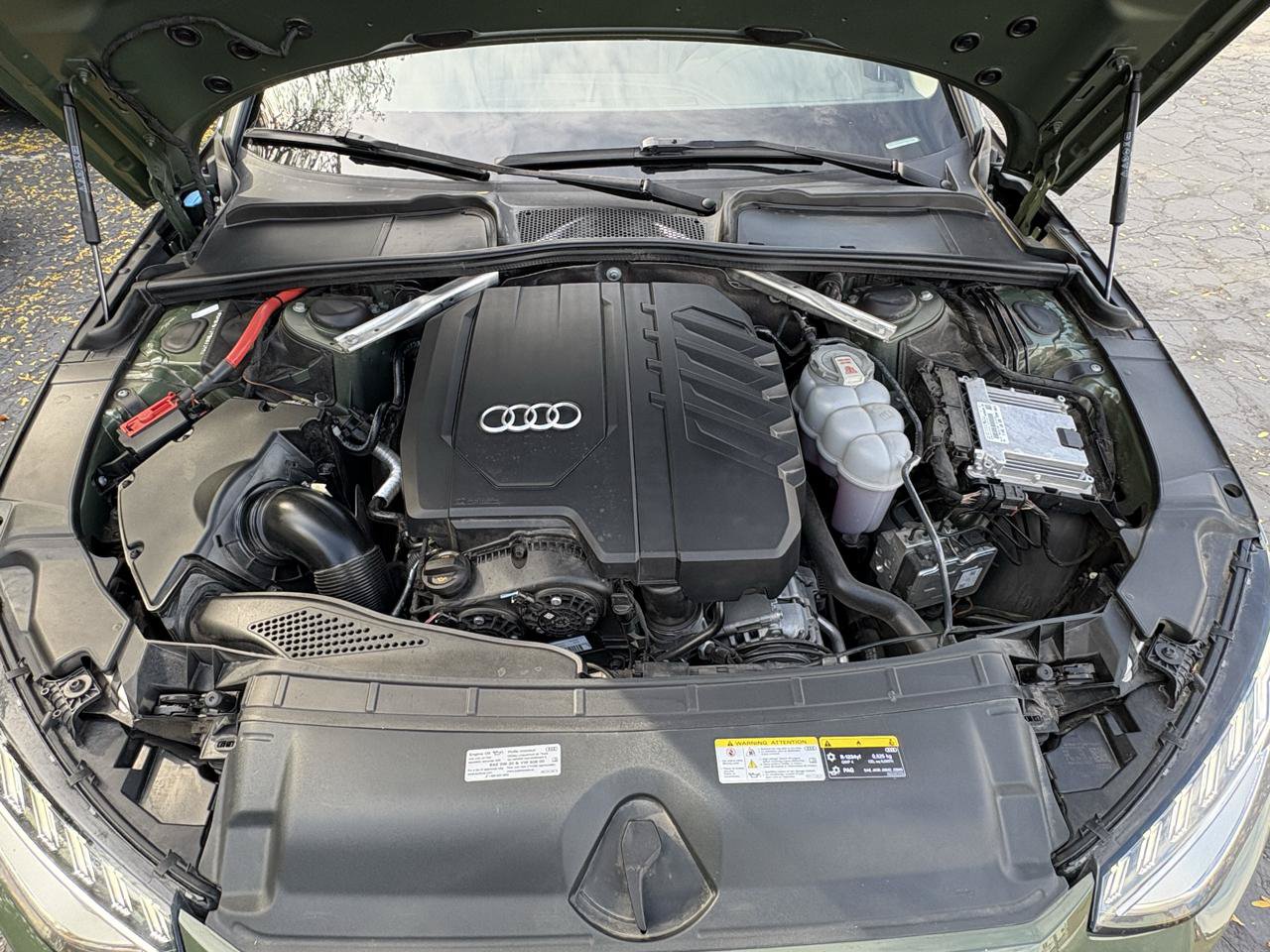 Used 2023 Audi A4 2.0T Premium w/ Convenience Package AWD/4WD image 25