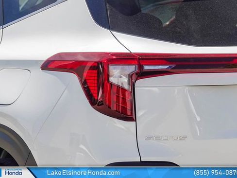 Used 2024 Kia Seltos S FWD image 12