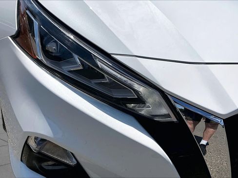 Used 2022 Nissan Altima 2.5 SL FWD image 27