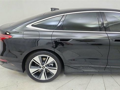 Used 2025 Audi A6 e-tron Prestige w/ Black Warm Weather Package image 6