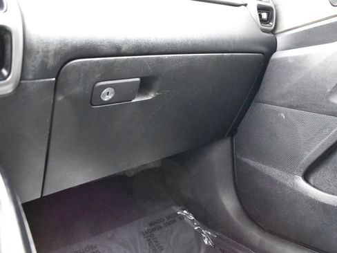 Certified 2022 Kia Sorento EX image 17