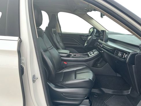 Certified 2024 Lincoln Aviator 2WD w/ Premium Package image 22