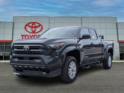 New 2025 Toyota Tacoma SR5