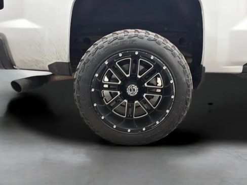 Used 2017 Chevrolet Silverado 1500 LT w/ All Star Edition AWD/4WD image 25