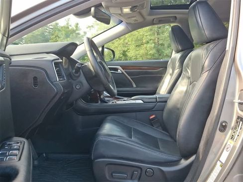 Used 2017 Lexus RX 350 AWD w/ Premium Package image 17