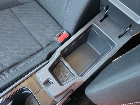 Used 2023 Nissan Kicks SV image 46