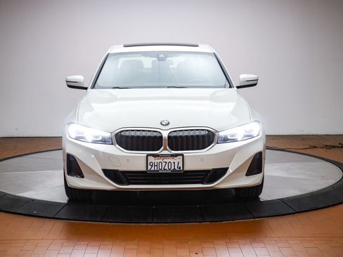 Certified 2024 BMW 330i Sedan w/ Convenience Package RWD image 2