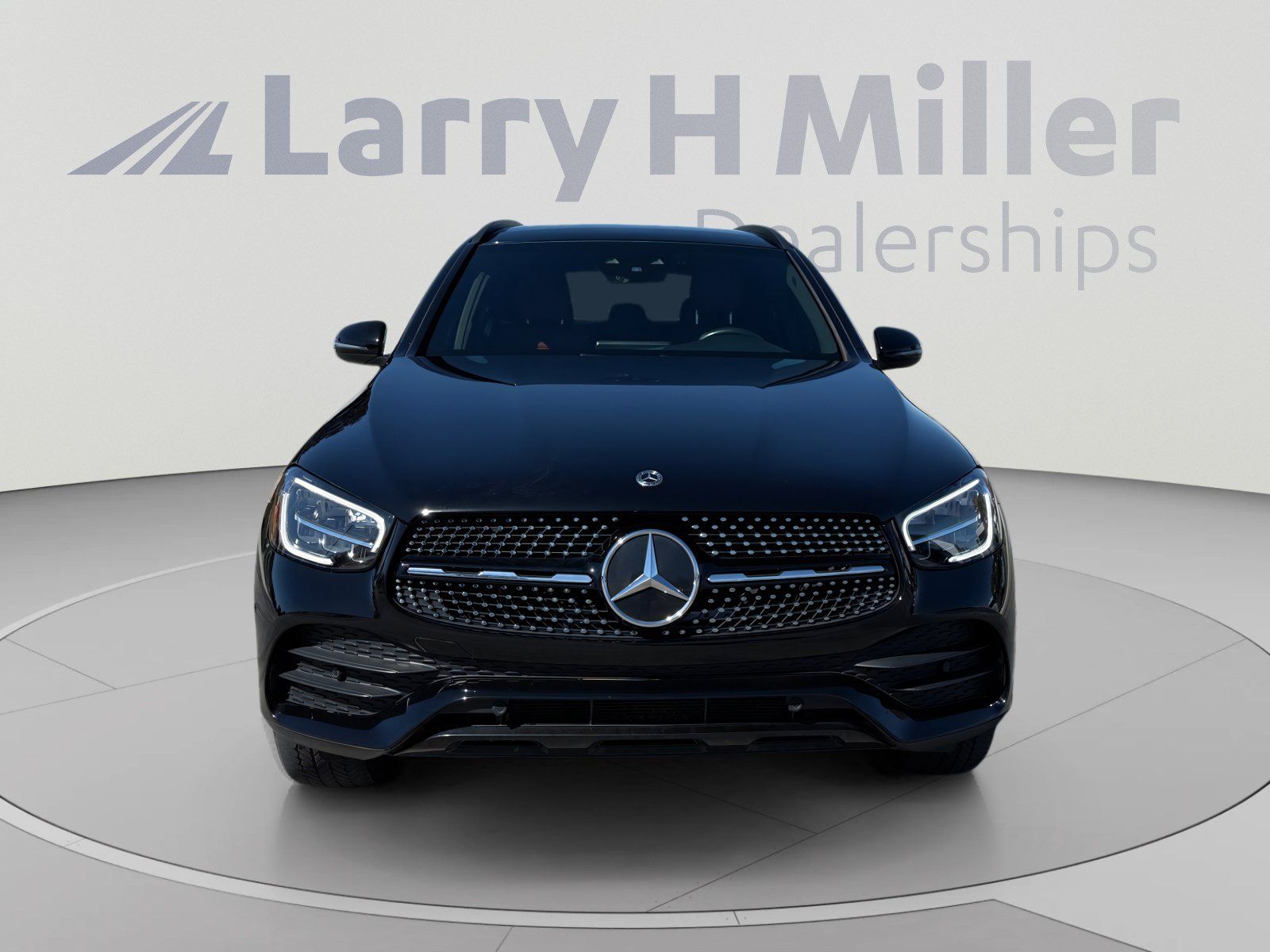Used 2021 Mercedes-Benz GLC 300 4MATIC image 8