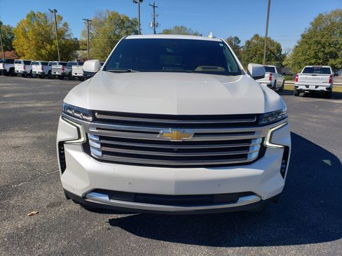 Used 2023 Chevrolet Tahoe High Country image 7