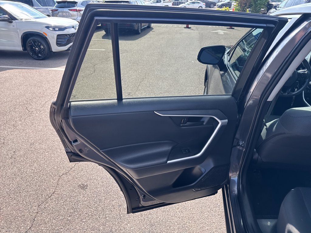 Used 2024 Toyota RAV4 LE AWD/4WD image 37