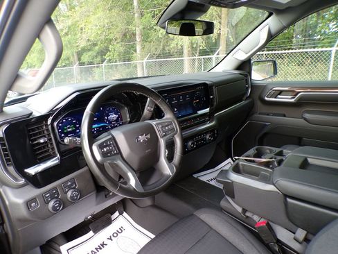 Used 2023 Chevrolet Silverado 1500 RST AWD/4WD image 11