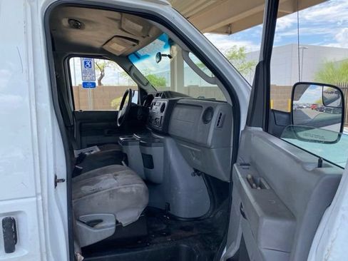 Used 2011 Ford E-150 and Econoline 150 w/ Commercial Cargo Van Pkg RWD image 5