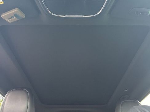 Used 2019 Jeep Cherokee High Altitude AWD/4WD image 12
