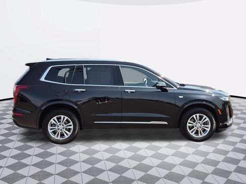 Certified 2024 Cadillac XT6 Luxury AWD/4WD image 8