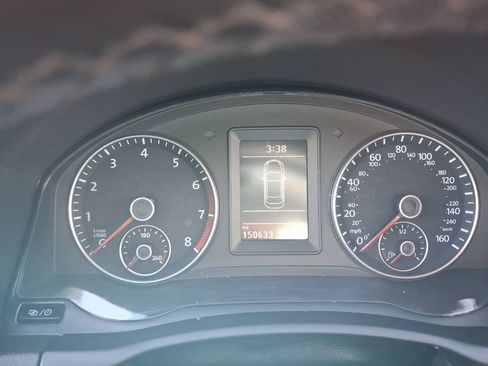 Used 2015 Volkswagen Eos Komfort FWD image 22